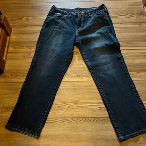 Relaxed Jag Jeans